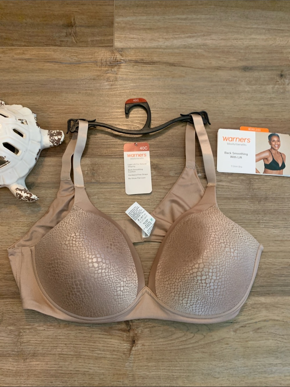 Warners Smooth wireless lift t- shirt Bra size 40-C